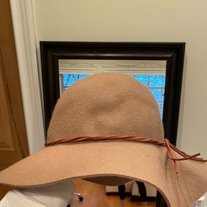 Tan wide brimmed hat